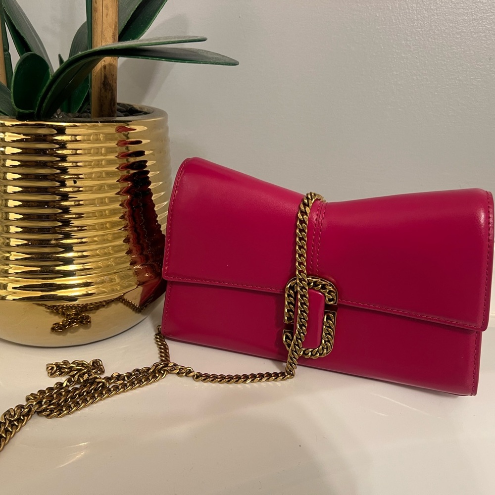 Marc Jacobs The St. Marc leather wallet/clutch  on chain Pink $345